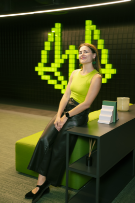 Kat at Wintermute