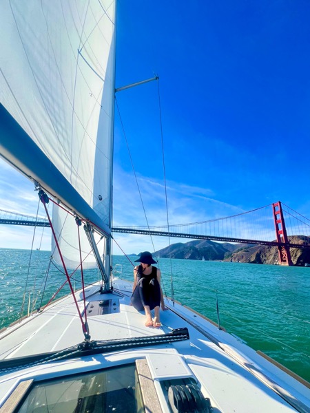 Kat sailing